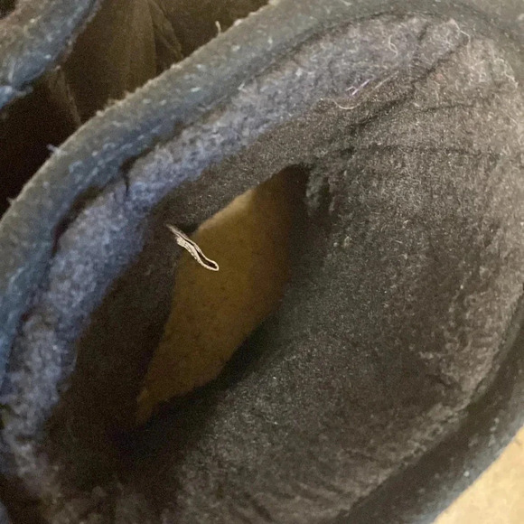 Bearpaws Black Suede - Picture 6 of 12